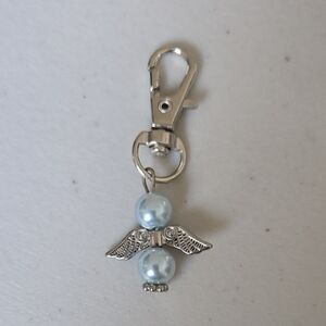 🌸3/$15🌸Silver Angel Keychain Charm with Light Blue Pearls